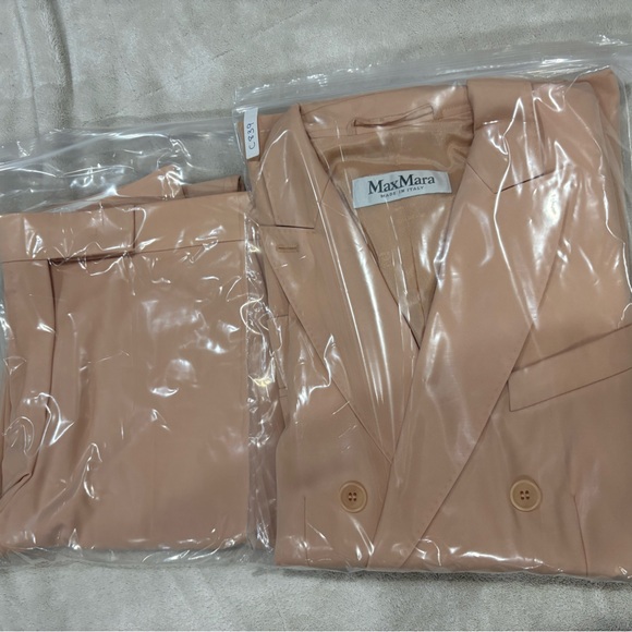 MaxMara Peach Dress Pants w/ Hidden Zipper, Button, and Eye/Hook Closure - Picture 14 of 14